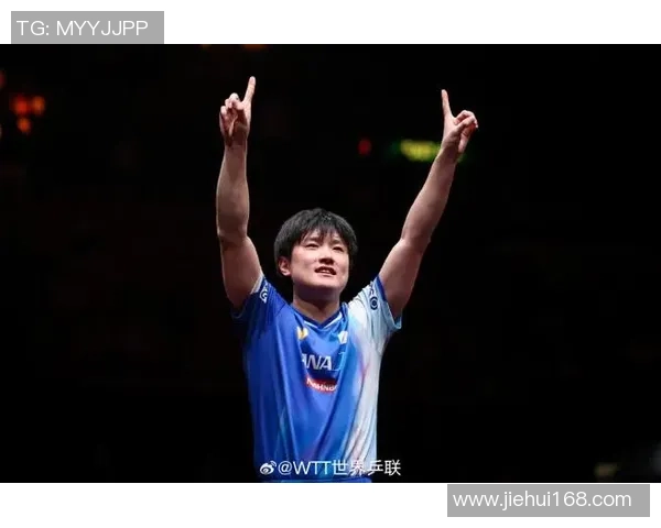 6局激战胜出！张本智和4-2西蒙-高茨，确定香港总决赛八强座位